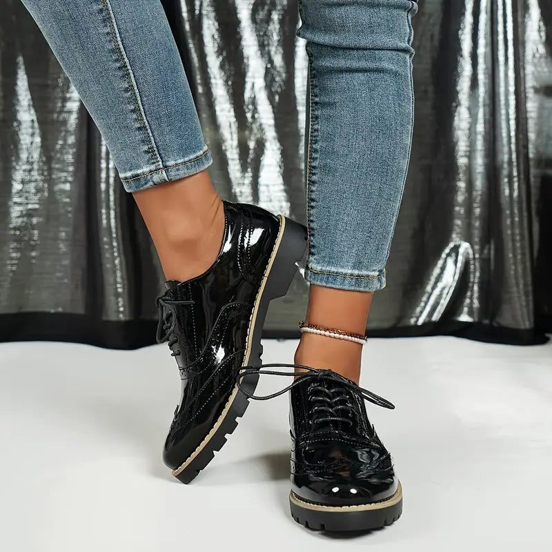 Damen Oxford-Schuhe mit Blockabsatz und Spitzer Zehenpartie - Schwarz