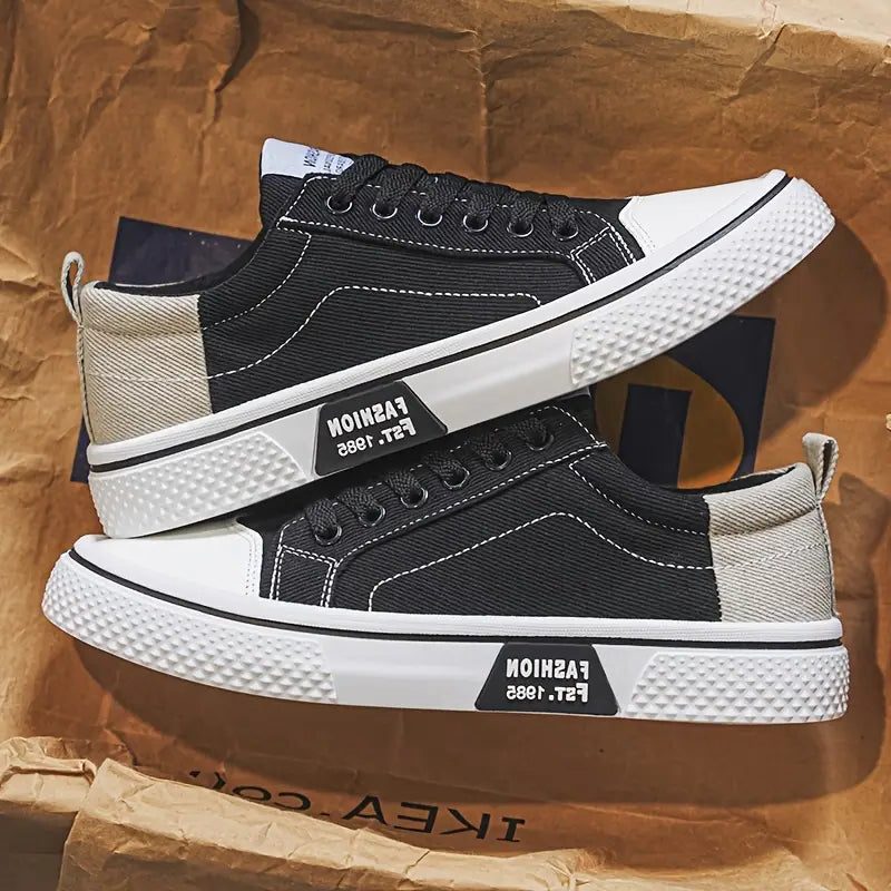 Herren Lace-Up Canvas Sneaker - View 7