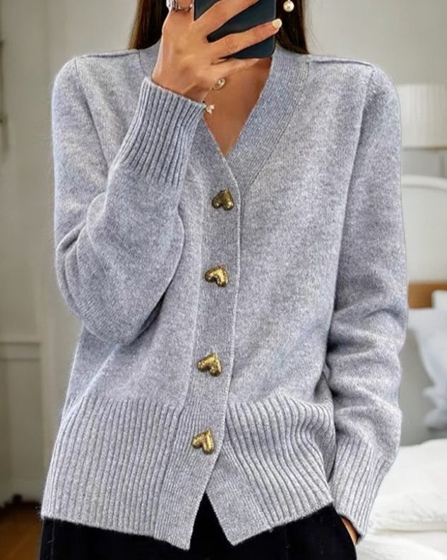 Damen Strickjacke mit Herzknöpfen und Gerippten Ärmeln