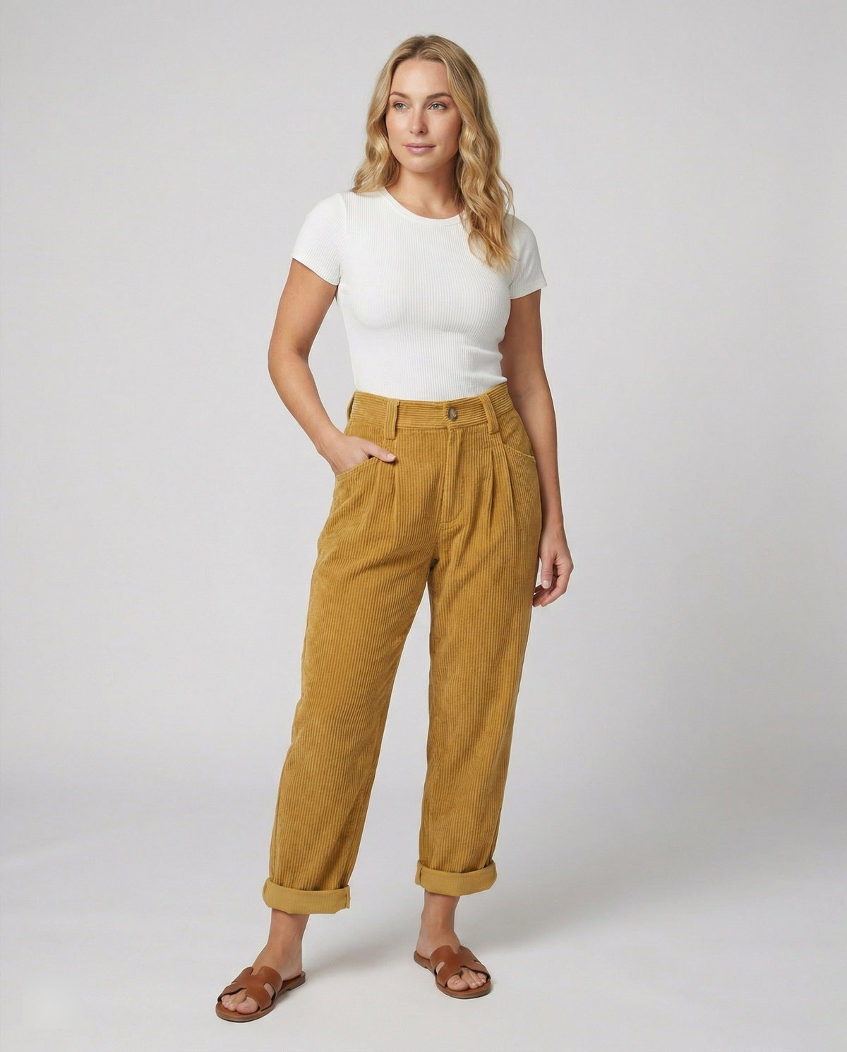 Damen Cordhose mit Hoher Taille und Breitem Bein