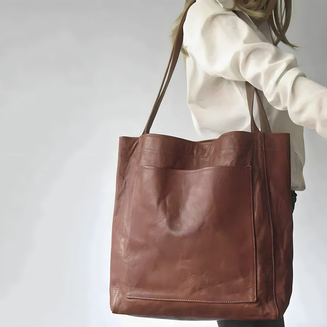 Damen Ledertasche mit Henkel Handgearbeitet