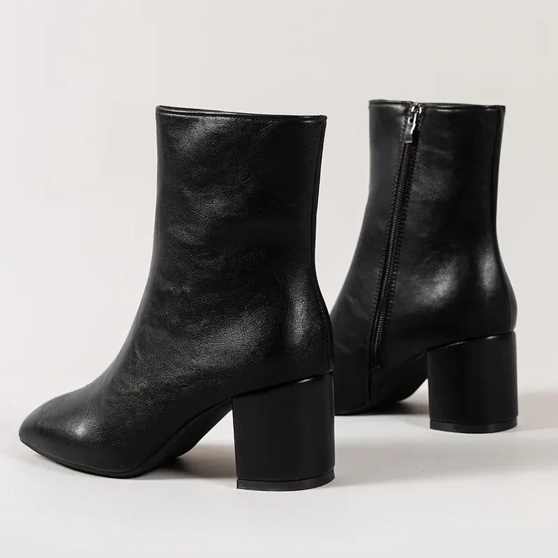 Damen Stiefeletten mit Spitzer Zehenpartie und Blockabsatz - View 8