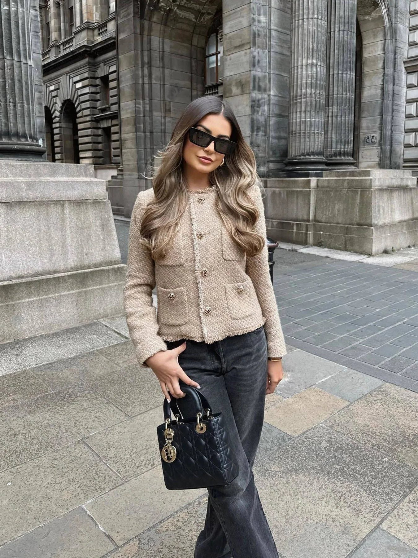 Damen Cropped Tweedjacke mit Knopfleiste - View 3